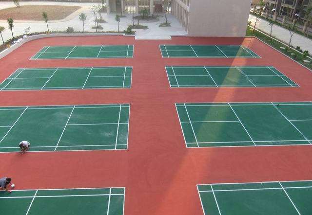 硅PU球場、塑膠顆粒跑道